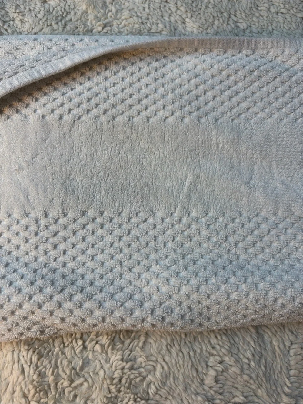 Beau Monde White 100% Combed Cotton Bath Towel 28”x52”